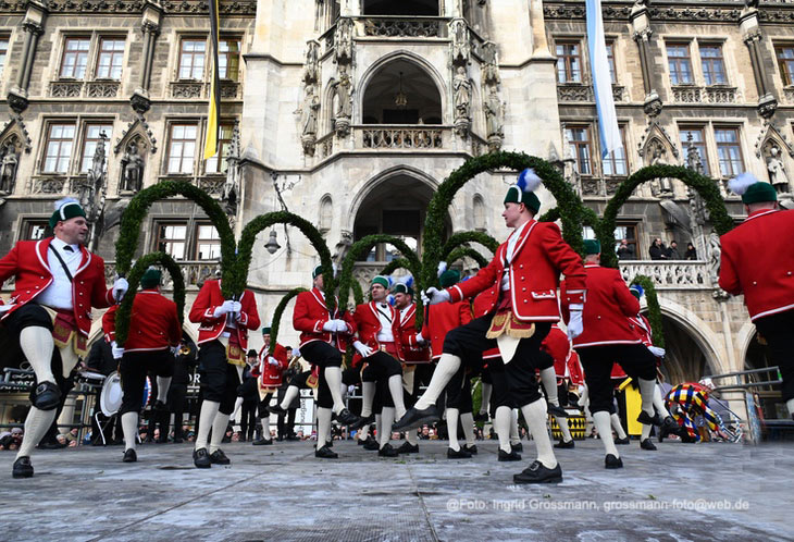 Auftakt Sch&auml;fflertanz am 06.01.2026 auf dem Marienplatz (&copy;Foto: Ingrid Grossmann) 